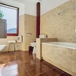 Authenticité, Jardin, Terrasse Et Vue *
