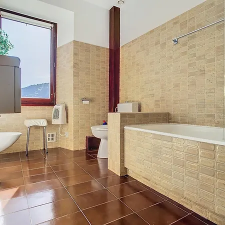 Authenticite, Jardin, Terrasse Et Vue *